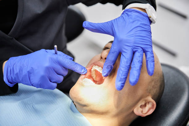 Best Dentist Open Late Near Me  in Lla Lla, WA